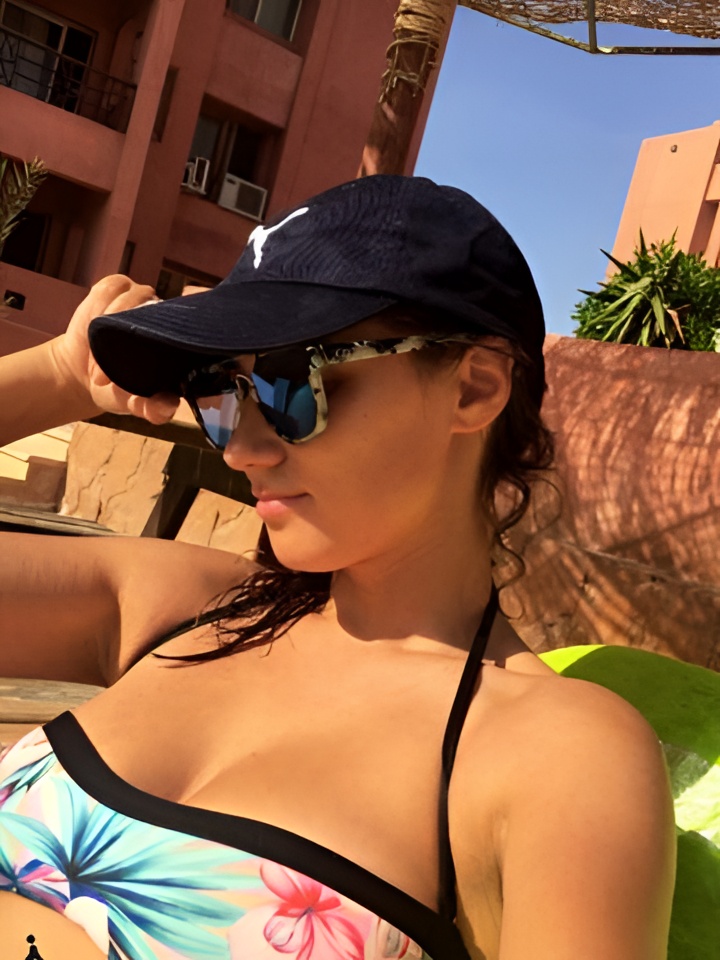 Стефания привлекальеная девушка из Харцызска цена от 10000 руб