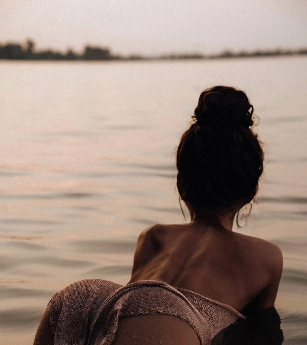 Ника привлекальеная девушка из Харцызска цена от 7000 руб