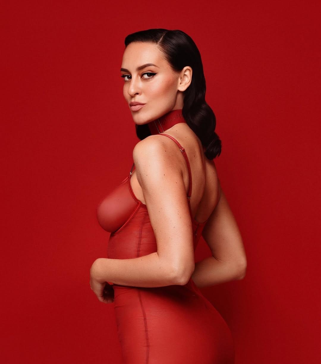 Диана привлекальеная девушка из Харцызска цена от 7000 руб