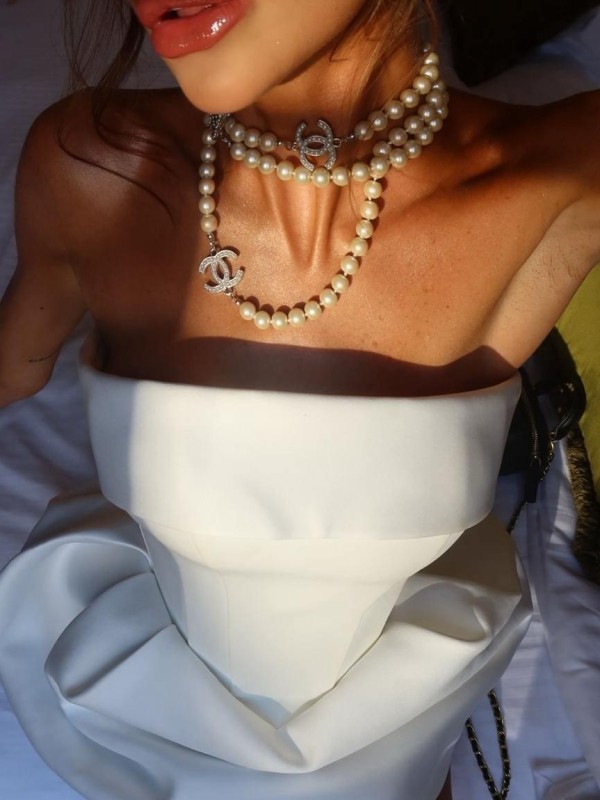 Алисия привлекательная девушка из Харцызска цена от 8000 руб