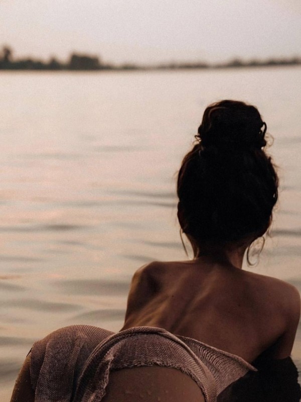 Ника привлекательная девушка из Харцызска цена от 7000 руб